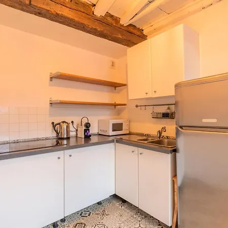 In The Heart Of Old Apartment *